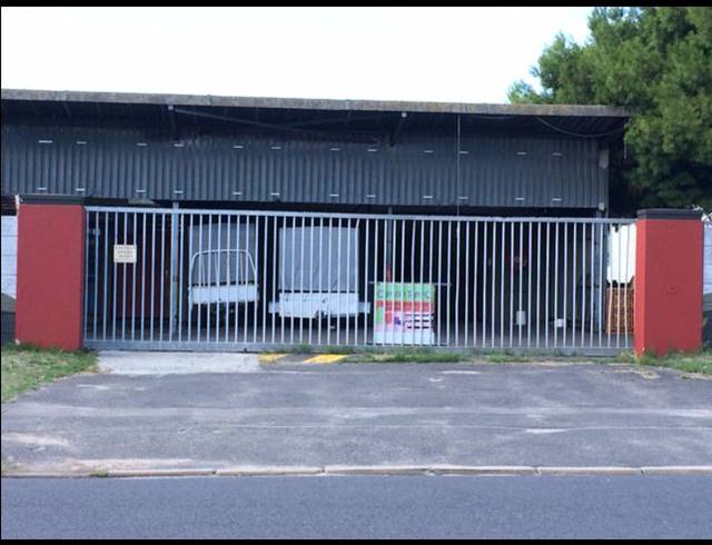400M² WAREHOUSE RENTED IN EPPING INDUSTRIAL